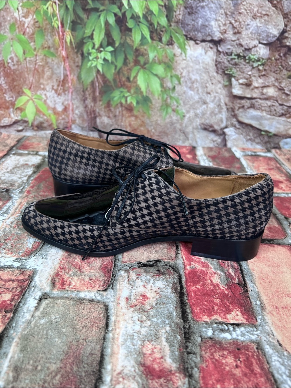 EMMA GO Houndstooth and Patent Black/Tan Handmade Danish Lace-Up Oxfords, 36 - Picture 9 of 14